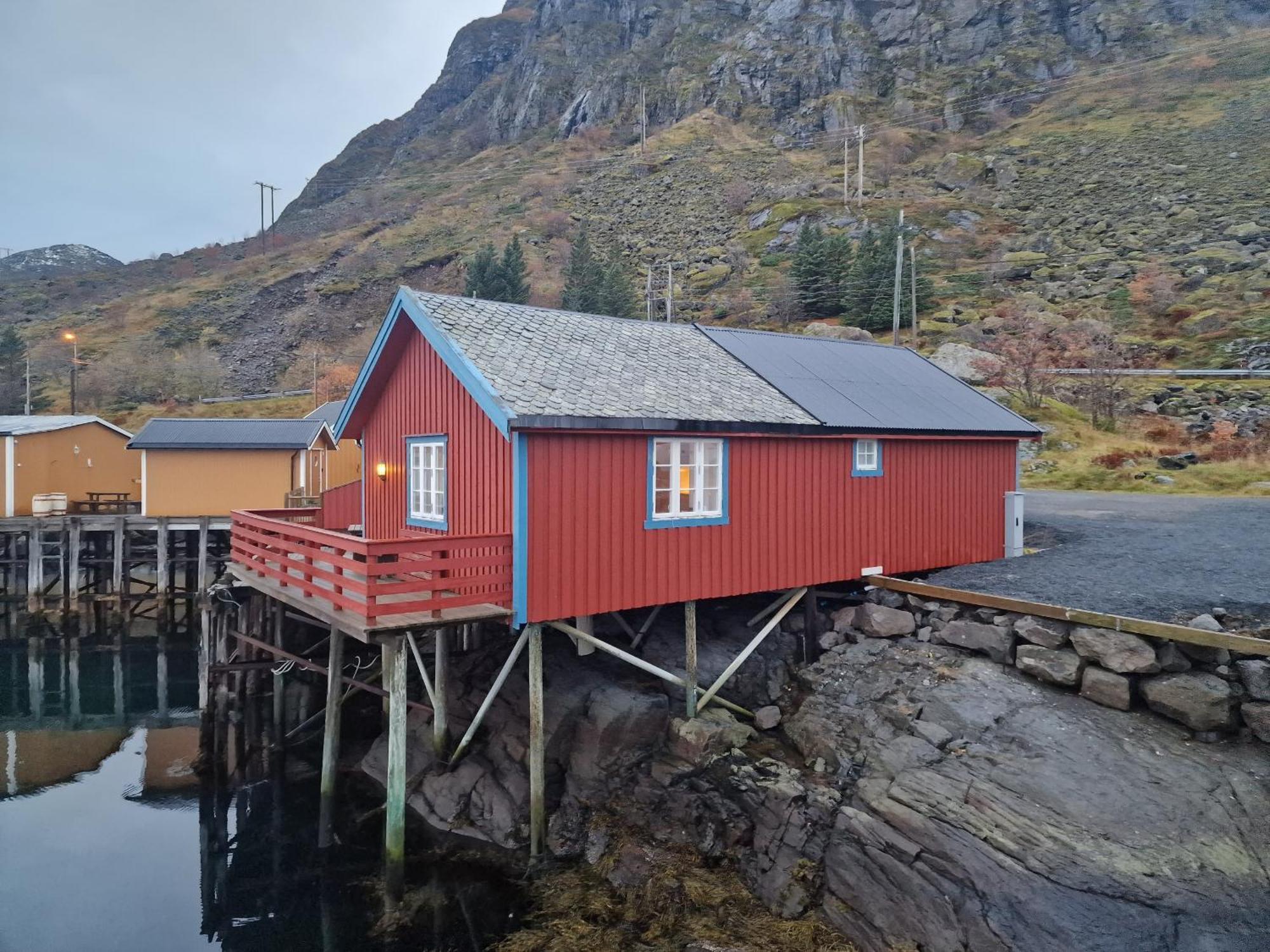 Explorers Cabin Lofoten Edge Sorvagen Exterior photo